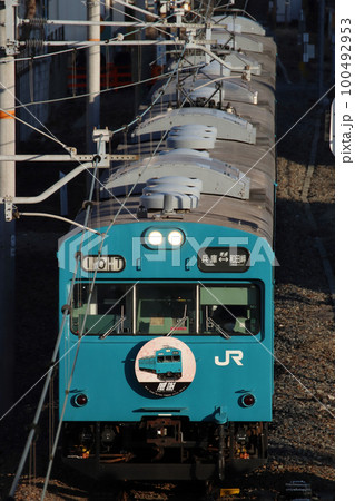 2023年春：引退間際の和田岬線103系（兵庫⇔和田岬） 100492953