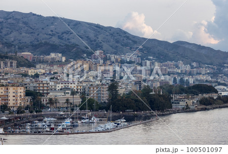 Homes and Apartment Buildings in a touristic city Messina, Sicilia, Italy 100501097
