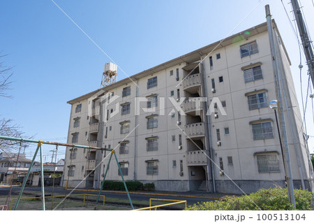 どこにでもある県営住宅 どこにでもある県営住宅 100513104