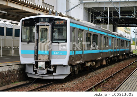 【JR東日本】キハE130系（八戸線：八戸駅） 100513605