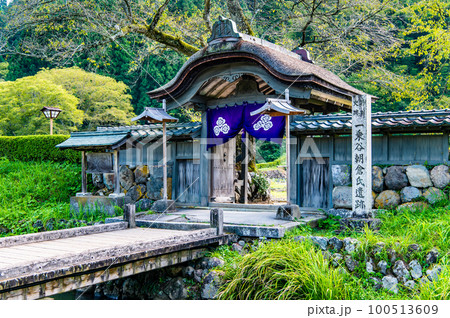 福井 一乗谷朝倉氏遺跡 100513609