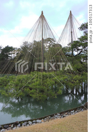 兼六園(縦構図) 兼六園(縦構図) 100517313
