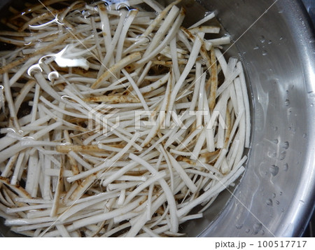 ゴボウのアク抜き 100517717
