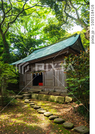 雄島の風景:大湊神社拝殿 雄島の風景:大湊神社拝殿 100518416