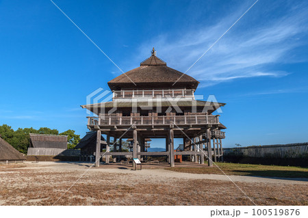 佐賀 吉野ヶ里遺跡 北内郭の主祭殿 佐賀 吉野ヶ里遺跡 北内郭の主祭殿 100519876
