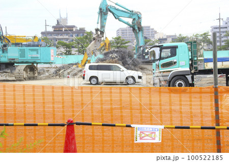 工事現場・立ち入り禁止案内 工事現場・立ち入り禁止案内 100522185