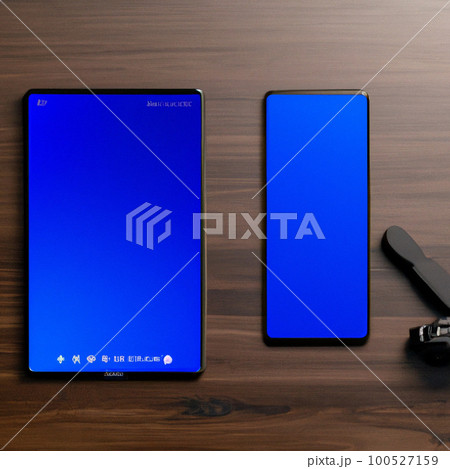 卓上に置かれたスマートフォンやタブレットを使って仕事をするビジネスマンの素材 卓上に置かれたスマートフォンやタブレットを使って仕事をするビジネスマンの素材 100527159