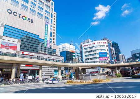 東京都　八王子駅北口ロータリー　マルベリーブリッジ 100532017
