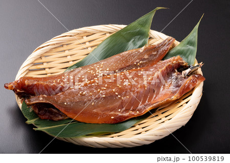 アジみりん干し 100539819