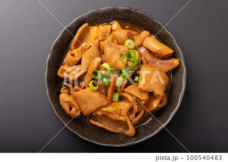 モツ煮込み (牛ホルモン 味噌煮込み) モツ煮込み (牛ホルモン 味噌煮込み) 100540483