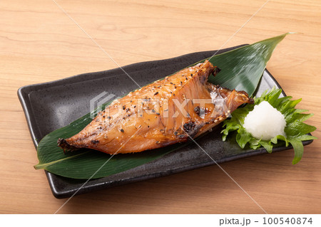 アジのみりん干し焼き 100540874