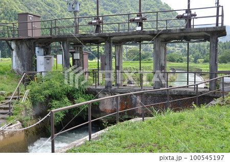 白山市河内町吉岡 100545197