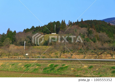 【岐阜県】関ケ原古戦場　石田三成陣地跡 100555352