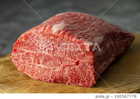 黒毛和牛ももブロック肉 100567779