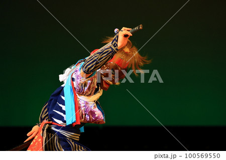 岩手県民俗芸能　念仏剣舞 100569550