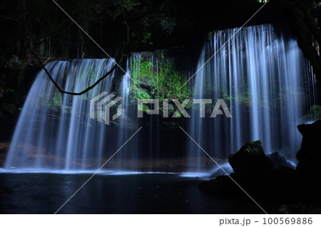 鍋ケ滝 100569886