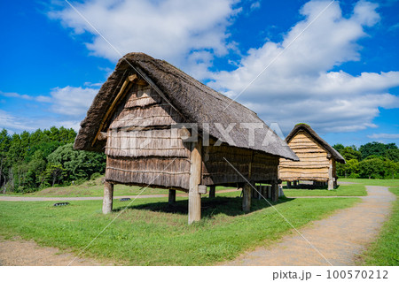 世界文化遺産 三内丸山遺跡 掘立柱建物(青森県青森市) 世界文化遺産 三内丸山遺跡 掘立柱建物(青森県青森市) 100570212