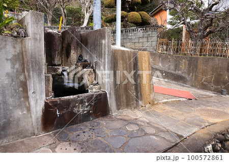蓮台寺温泉の湯の華小路の湧湯【静岡県下田市】 100572861