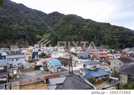 蓮台寺の住宅街【静岡県下田市/蓮台寺温泉】 蓮台寺の住宅街【静岡県下田市/蓮台寺温泉】 100572868