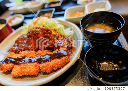 おいしい名古屋めし 味噌とんかつ おいしい名古屋めし 味噌とんかつ 100575397
