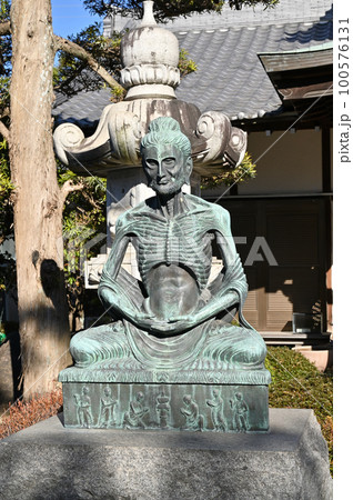 川口散歩：西光院　真言宗豊山派　釈尊苦行像　川口市 100576131