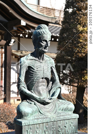 川口散歩：西光院　真言宗豊山派　釈尊苦行像　川口市 100576134