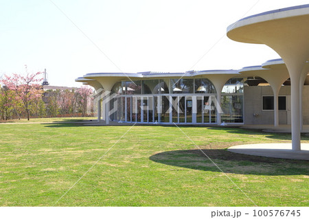 イイナパーク川口 地域物産館 埼玉県川口市赤山 イイナパーク川口 地域物産館 埼玉県川口市赤山 100576745