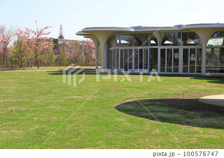 イイナパーク川口　地域物産館　埼玉県川口市赤山 100576747