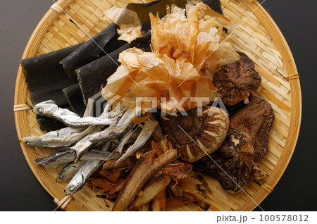 和食のダシにつかう食材セット 100578012