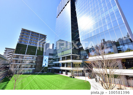 福岡大名ガーデンシティ広場 旧大名小学校跡地 天神ビッグバン 福岡市中央区大名 福岡大名ガーデンシティ広場 旧大名小学校跡地 天神ビッグバン 福岡市中央区大名 100581396