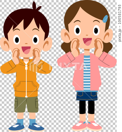 笑顔で呼びかける幼い姉弟 100581793