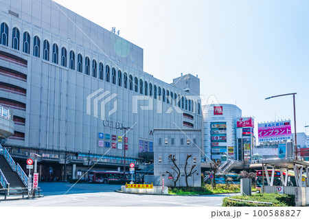 東京都　八王子駅北口ロータリー　マルベリーブリッジ 100588827