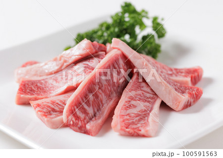 カルビ　焼肉 100591563