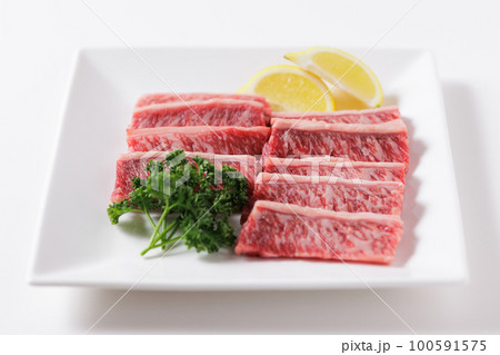 カルビ　焼肉 100591575