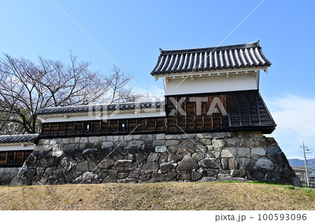 勝竜寺城（京都府長岡京市）の隅櫓 100593096