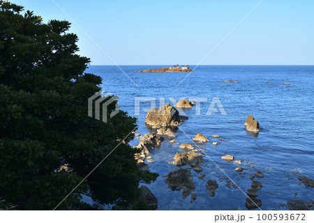 日和山海岸 後ヶ島を望む 日和山海岸 後ヶ島を望む 100593672