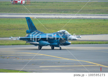 F-2戦闘機 100595273