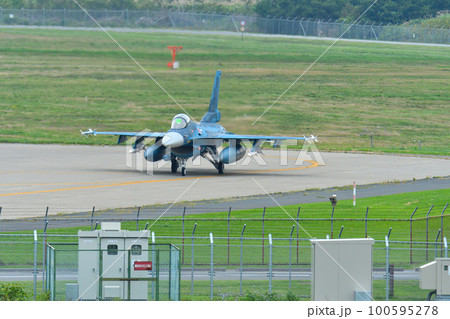 F-2戦闘機 F-2戦闘機 100595278