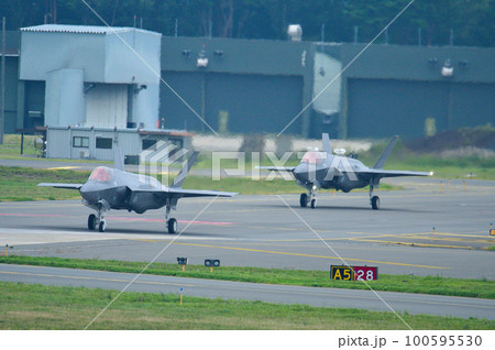 ステルス戦闘機 F-35A ステルス戦闘機 F-35A 100595530