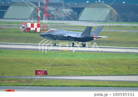 ステルス戦闘機 F-35A 100595531