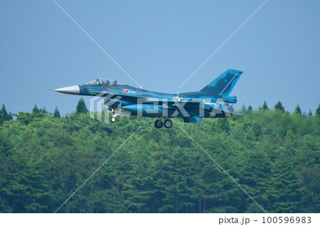 F-2戦闘機 100596983