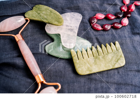 Natural stone gua sha tools for facial acupuncture massage 100602718