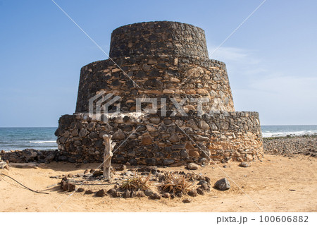 Historical building and Atlantic ocean, Fuerteventura 100606882