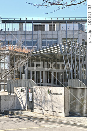 川口散歩：川口市立戸塚南小学校　川口市 100615452