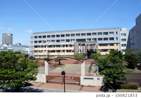 神戸市立六甲アイランド高等学校 100621853
