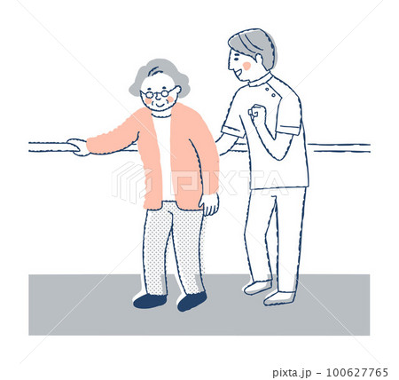 歩行訓練をするシニア女性と介助する男性 100627765