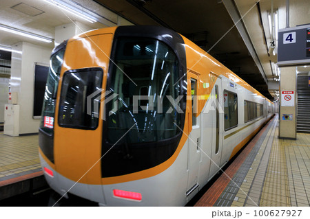 近鉄名古屋駅を発着する特急列車 近鉄名古屋駅を発着する特急列車 100627927