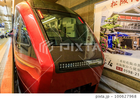 近鉄名古屋駅を発着する特急列車 近鉄名古屋駅を発着する特急列車 100627968