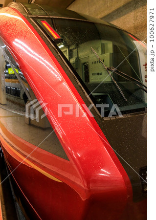 近鉄名古屋駅を発着する特急列車 近鉄名古屋駅を発着する特急列車 100627971