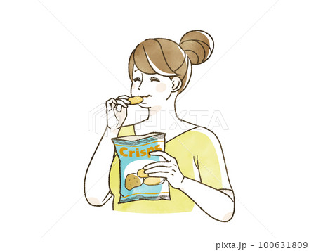 ポテトチップスを食べている肥満女性 100631809